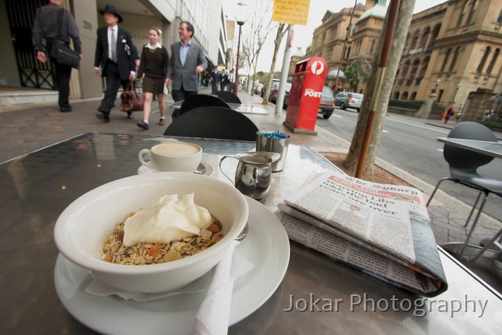 21 meals_20050902_055.jpg - Breakfast on Macquarie Street, Sydney
